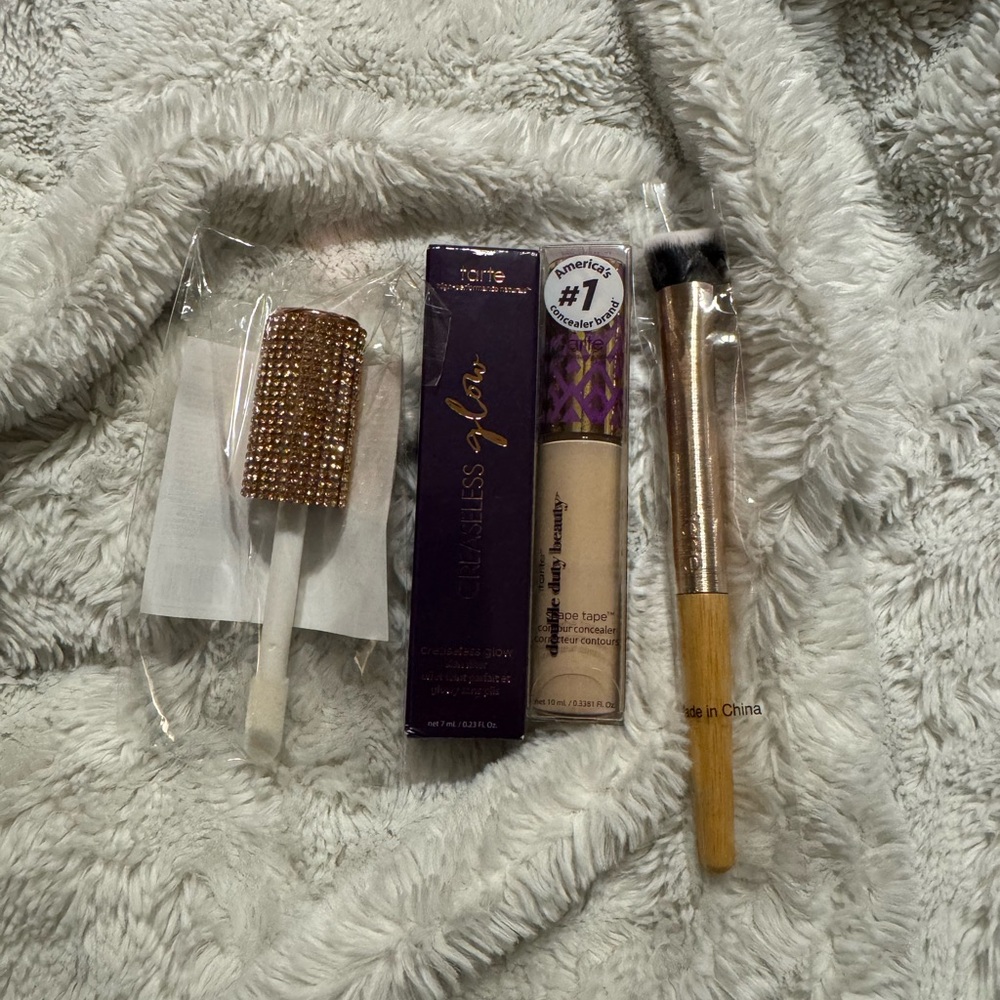 Tarte Shape Tape Lift and Glow Set